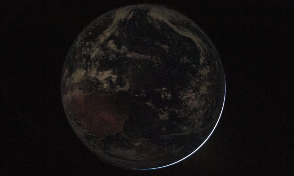 NASA Unveils 1st Earth Photos From Artemis II